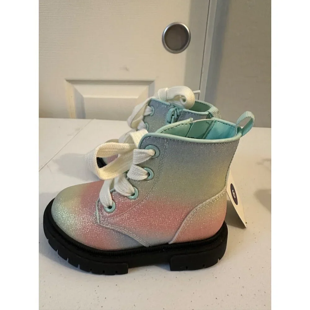 Cat and Jack Toddler Girl’s Amaya Rainbow Boots size 6 NWT